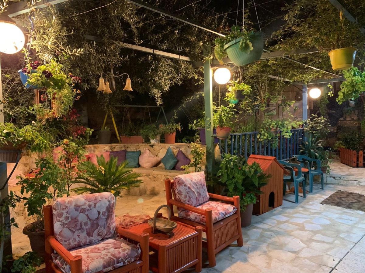بيت الطبيعة Nature House Джераш Екстер'єр фото