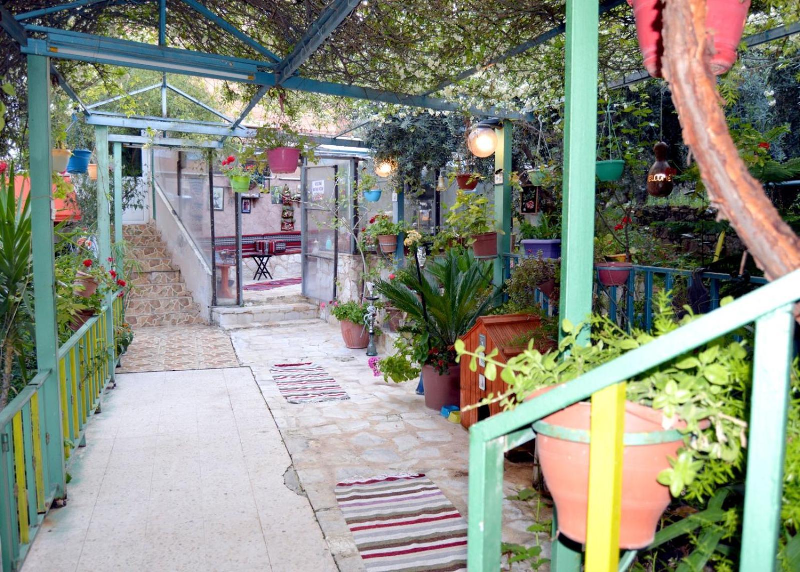 بيت الطبيعة Nature House Джераш Екстер'єр фото